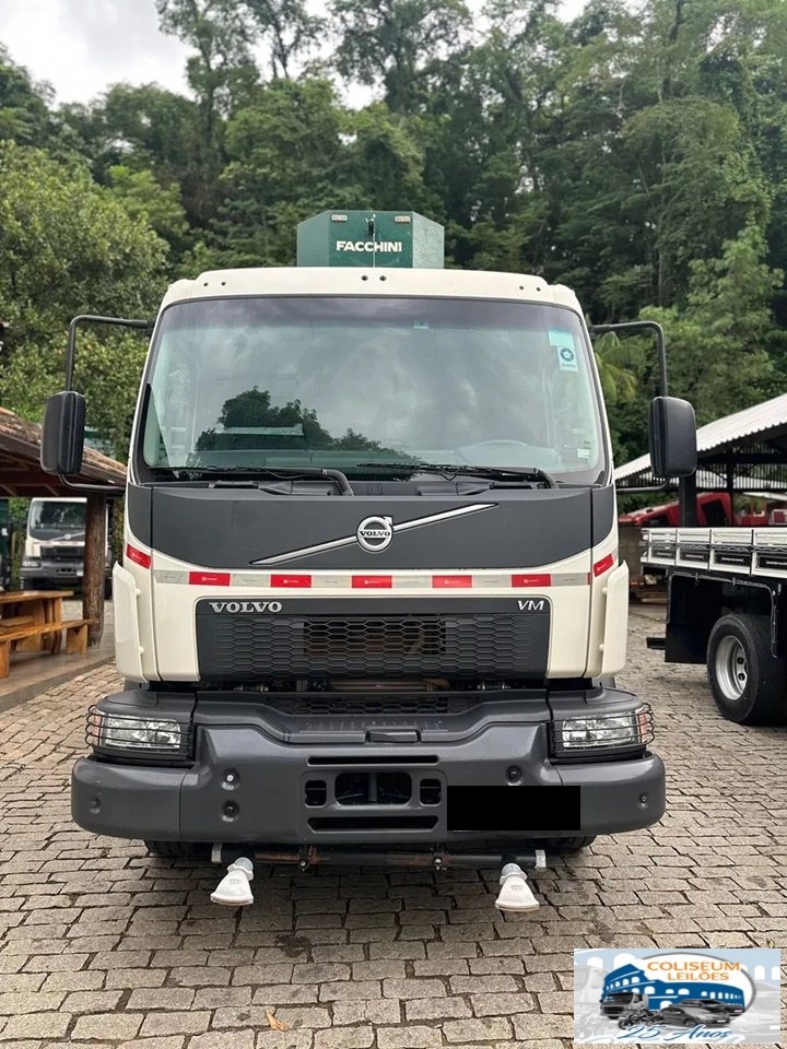 Volvo Vm 270 6x4 2022