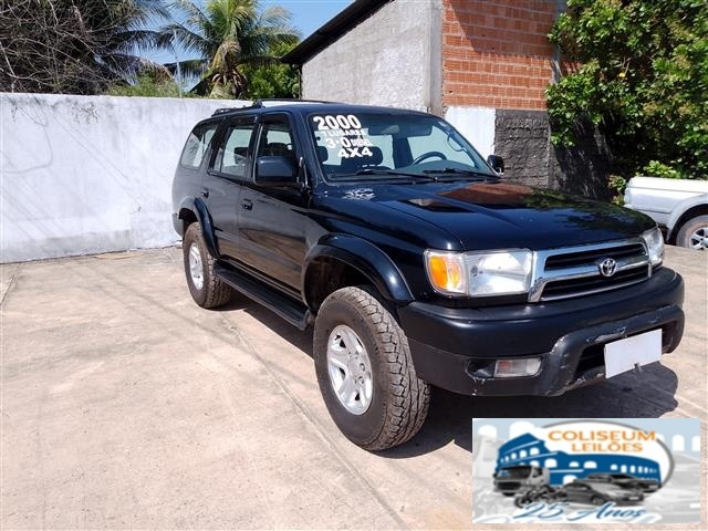 TOYOTA HILUX SW4 D 2000