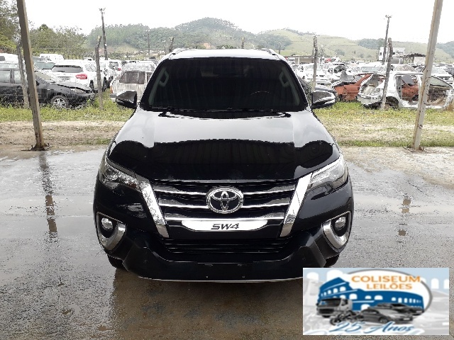 TOYOTA HILUX SWSRXA4FD 2017