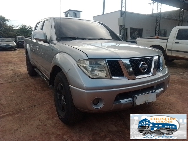 FRONTIER XE 4X4 2013